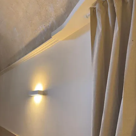 Bellavita Rooms- Isabel Luxury