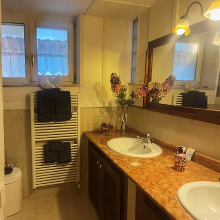 Сasa de vacaciones Bellavita Rooms- Isabel Luxury