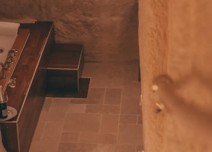 Bellavita Rooms- Isabel Luxury بيت للعطل ماتيرا